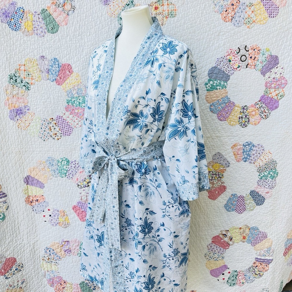 Crabtree & Evelyn Blue White Block Print Floral Kimono Robe Cotton Lounge Wear L